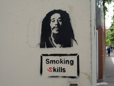 photo graffiti Paris 19eme arrondissement